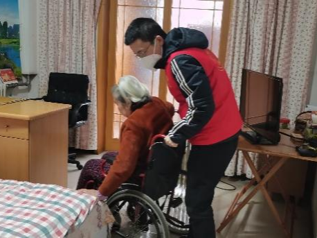 【疫情防控】尽锐出战护我城，威廉体育先锋在行动 ——集团干部下沉一线系列（二）