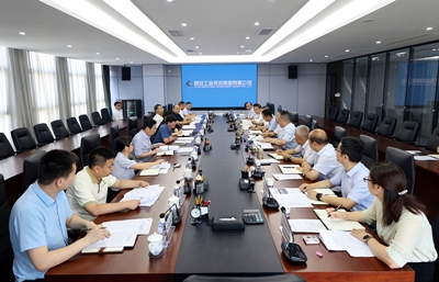 市人大财经委、常委会预算工委到威廉体育开展工作调研